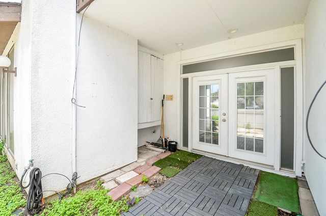 7655 S Braeswood Boulevard 27, Houston, TX 77071
