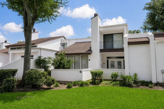 7655 S Braeswood Boulevard 27, Houston, TX 77071