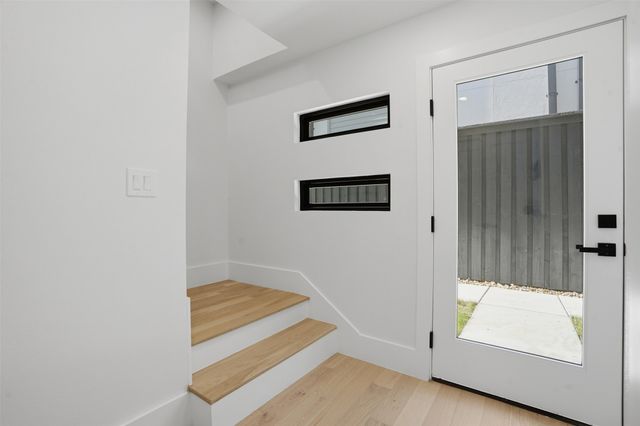 4526 Cabell Drive 100, Dallas, TX 75204