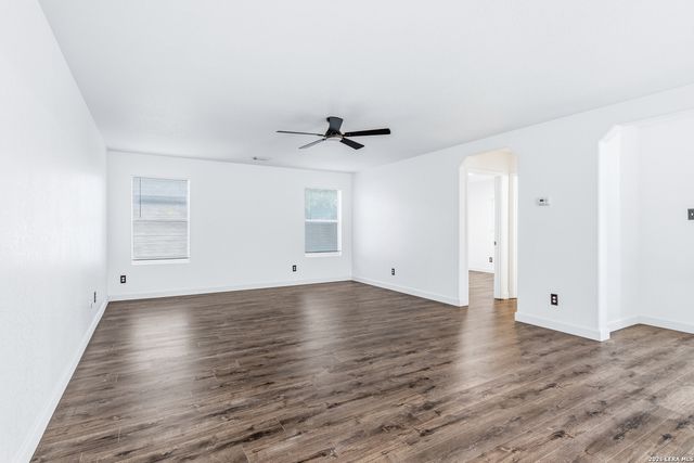 3504 PAINTED RIV, Selma, TX 78154