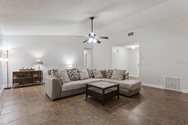 15901 SAUSALITO CIR, Clermont, FL 34711