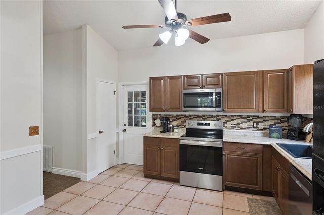 15901 SAUSALITO CIR, Clermont, FL 34711