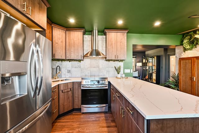 75 E Harris Avenue 3C, La Grange, IL 60525