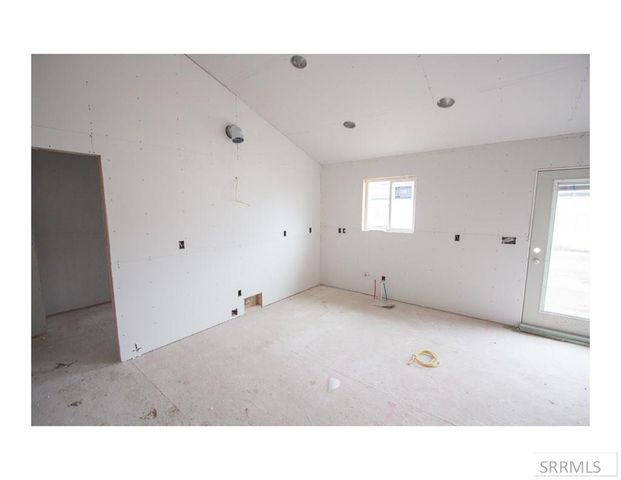 1640 Tide Pool Drive, Idaho Falls, ID 83401