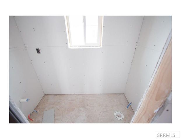 1640 Tide Pool Drive, Idaho Falls, ID 83401