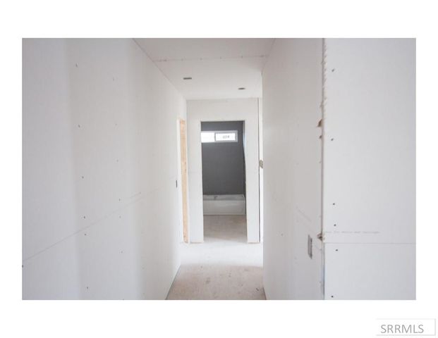 1640 Tide Pool Drive, Idaho Falls, ID 83401