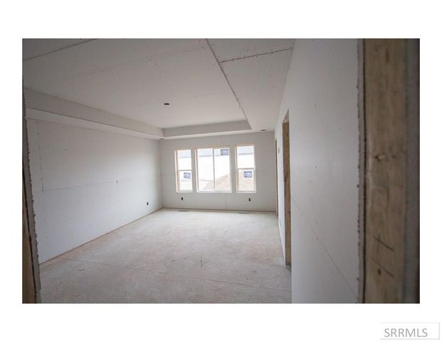 1640 Tide Pool Drive, Idaho Falls, ID 83401