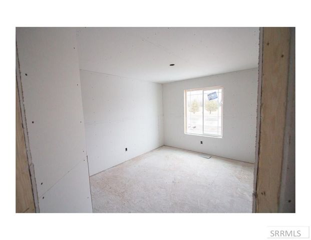 1640 Tide Pool Drive, Idaho Falls, ID 83401