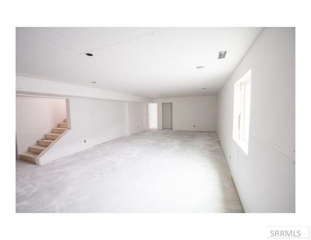 1640 Tide Pool Drive, Idaho Falls, ID 83401