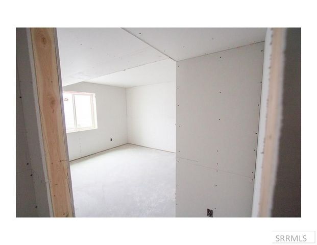 1640 Tide Pool Drive, Idaho Falls, ID 83401