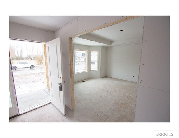 1640 Tide Pool Drive, Idaho Falls, ID 83401