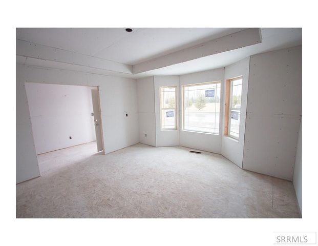 1640 Tide Pool Drive, Idaho Falls, ID 83401