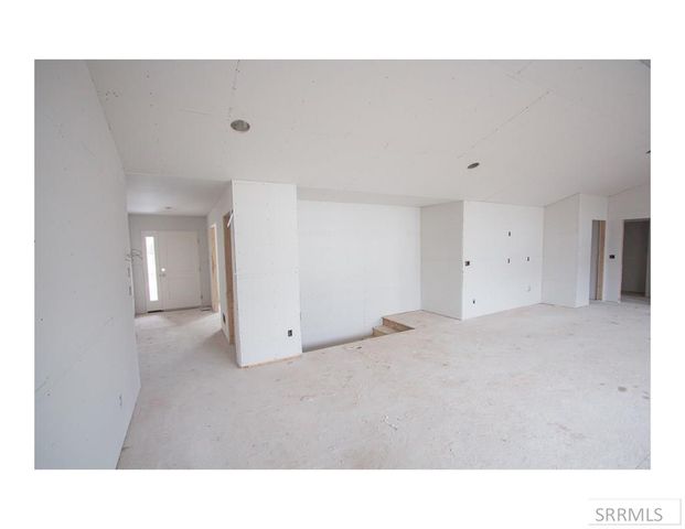 1640 Tide Pool Drive, Idaho Falls, ID 83401