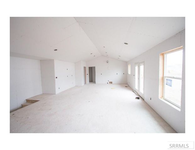 1640 Tide Pool Drive, Idaho Falls, ID 83401