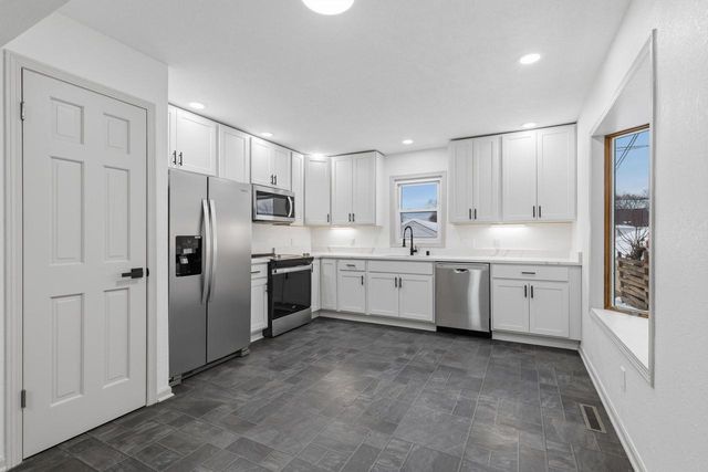 2706 S 48th STREET, Milwaukee, WI 53219