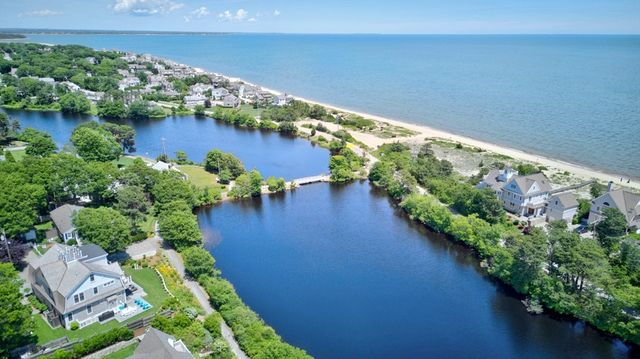 74 Monahansett Rd, Mashpee, MA 02649