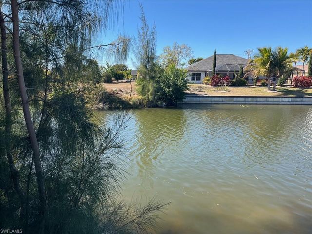 3748 SW 11th PL, Cape Coral, FL 33914