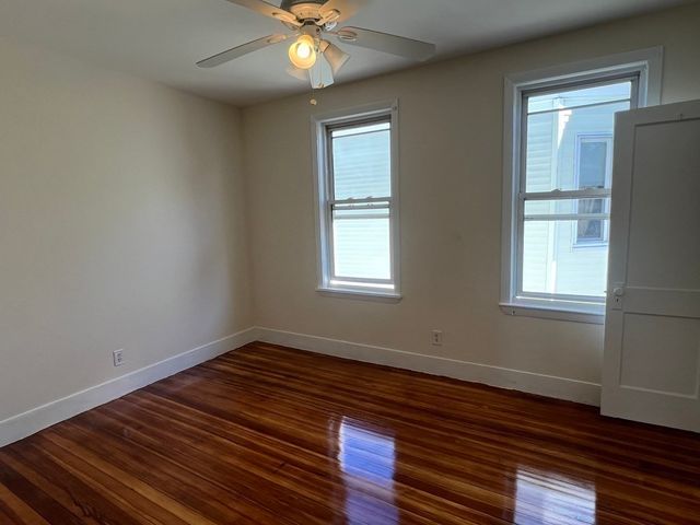 18 Woolson 3, Boston, MA 02126