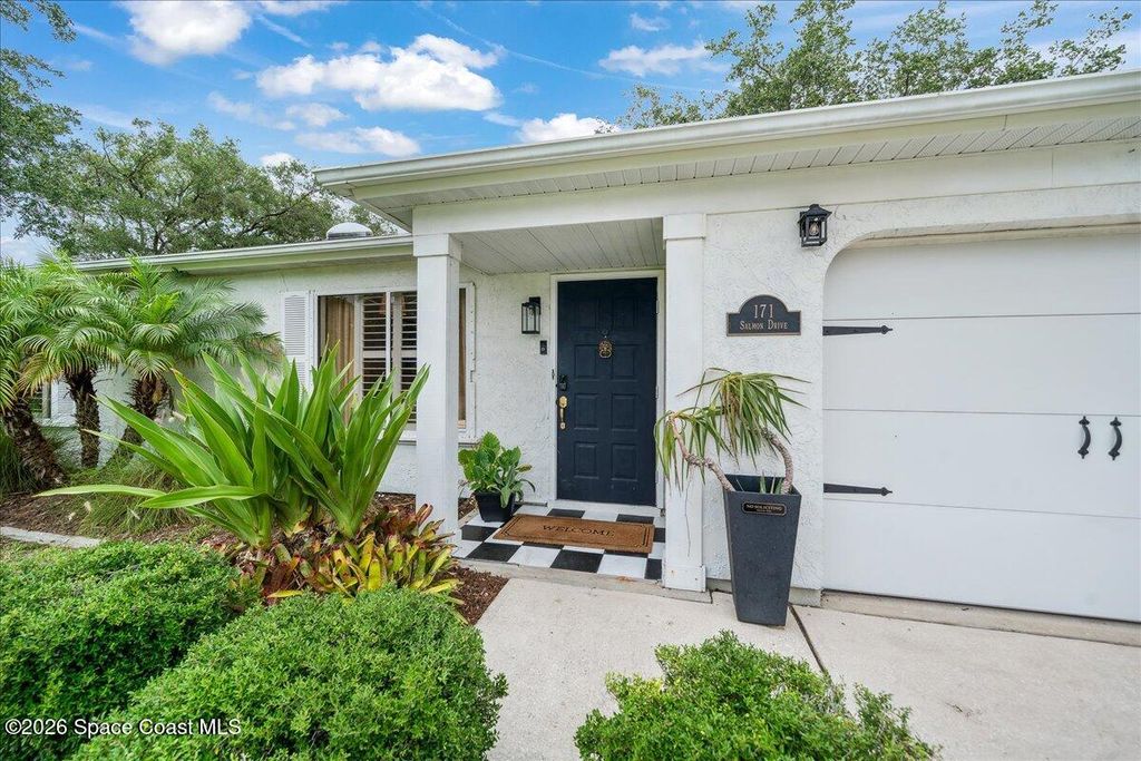 171 Salmon Drive NE, Palm Bay, FL 32907
