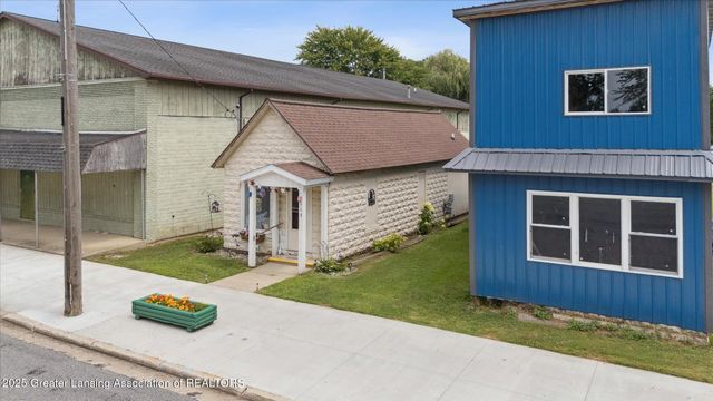 113 S Robinson Street, Perrinton, MI 48871