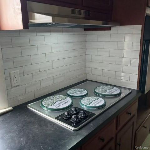 228 Borland Court, Saginaw, MI 48602