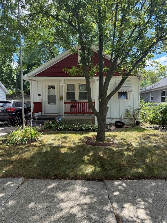 228 Borland Court, Saginaw, MI 48602