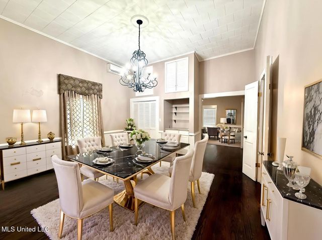 522 E Canal Street, Picayune, MS 39466