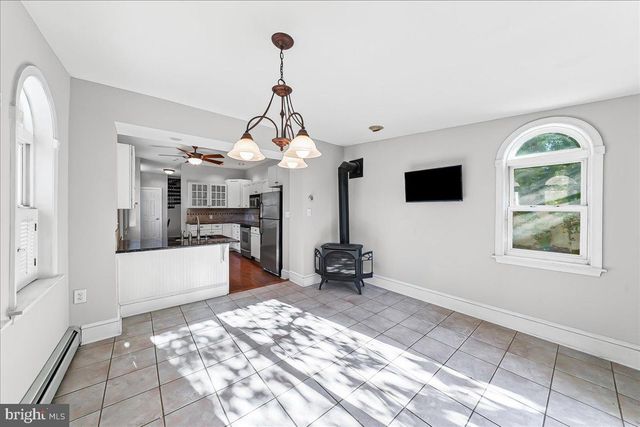 240 W MINER ST, West Chester, PA 19382