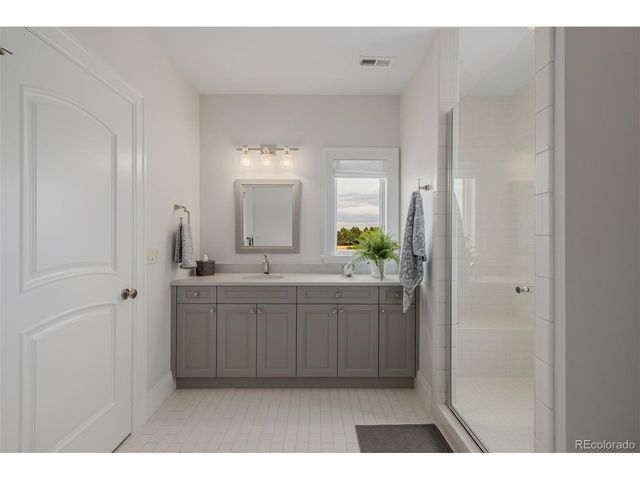 15075 E Pinewood Pl, Centennial, CO 80016