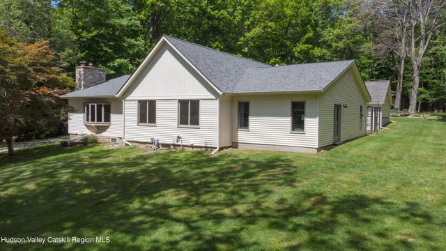 57 Anderson Road, Ellenville, NY 12428