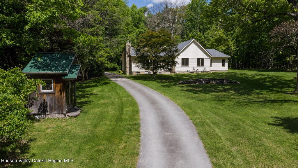57 Anderson Road, Ellenville, NY 12428