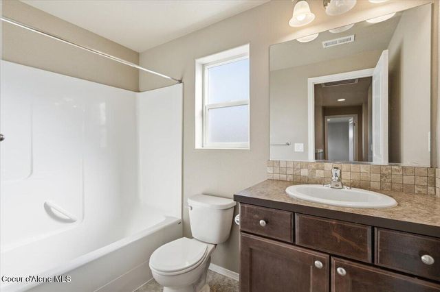 6264 W Alliance ST, Rathdrum, ID 83858