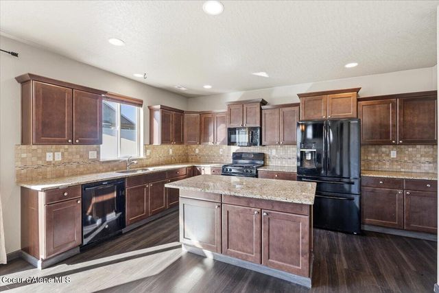 6264 W Alliance ST, Rathdrum, ID 83858