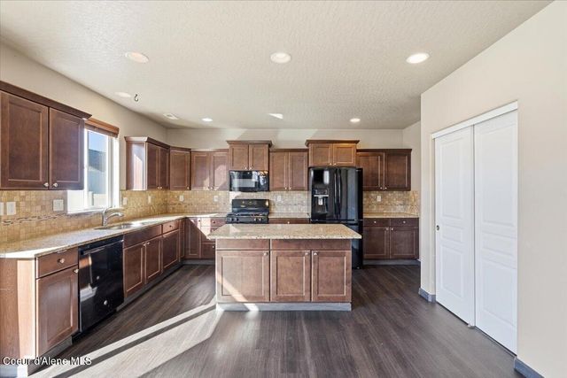 6264 W Alliance ST, Rathdrum, ID 83858