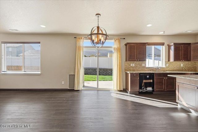 6264 W Alliance ST, Rathdrum, ID 83858