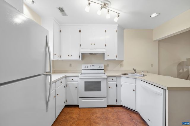 722 EXTON CT, Charlottesville, VA 22901