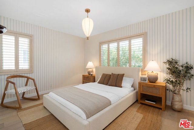 7881 Airlane Avenue, Los Angeles, CA 90045