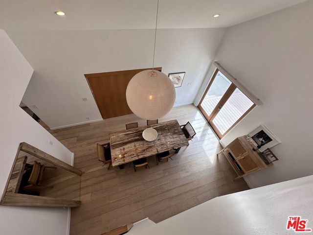 7881 Airlane Avenue, Los Angeles, CA 90045