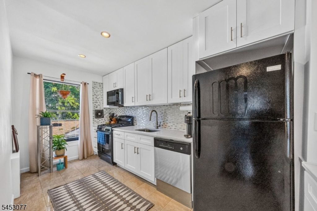 53 Sandra Circle 2, Westfield Town, NJ 07090 — photo 4