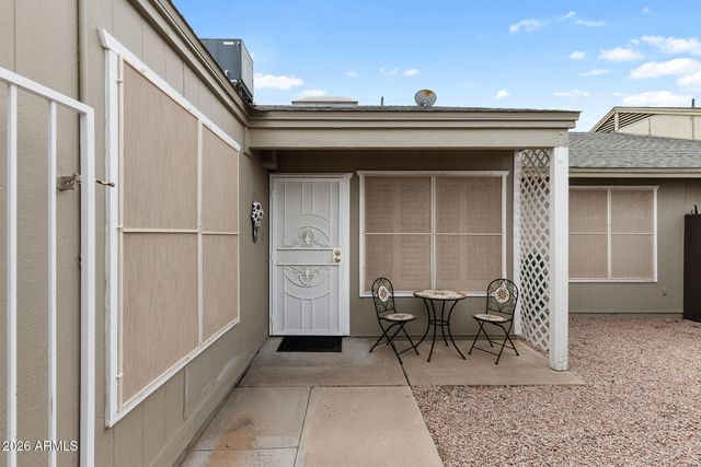4449 E VINEYARD Road, Phoenix, AZ 85042