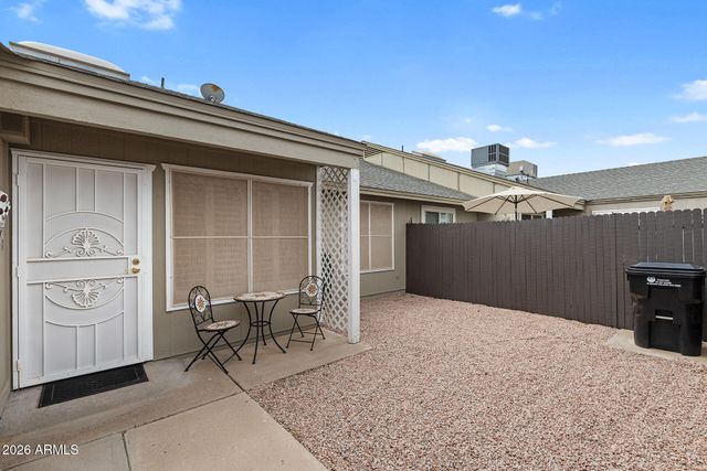 4449 E VINEYARD Road, Phoenix, AZ 85042