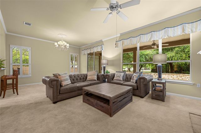 101 Yaupon LN, Georgetown, TX 78633