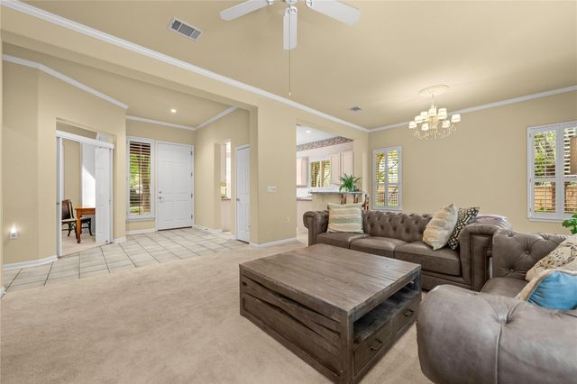101 Yaupon LN, Georgetown, TX 78633