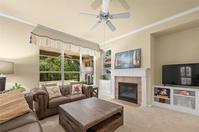 101 Yaupon LN, Georgetown, TX 78633