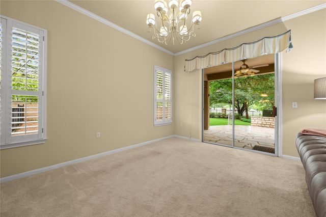 101 Yaupon LN, Georgetown, TX 78633