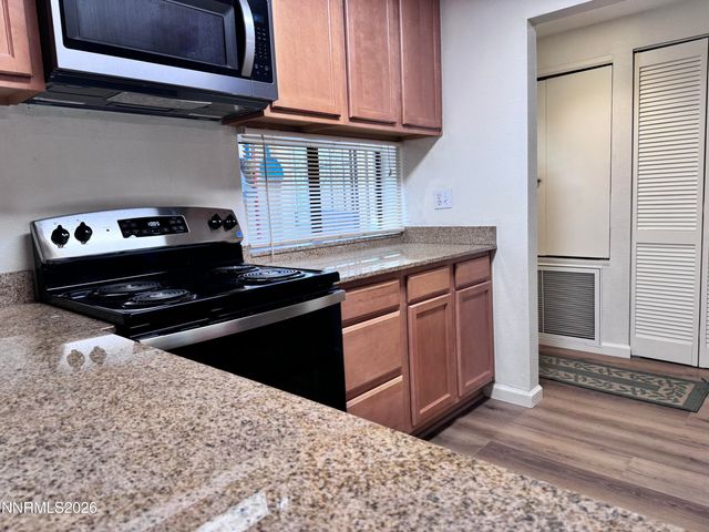 3012 Eastshore Place, Reno, NV 89509