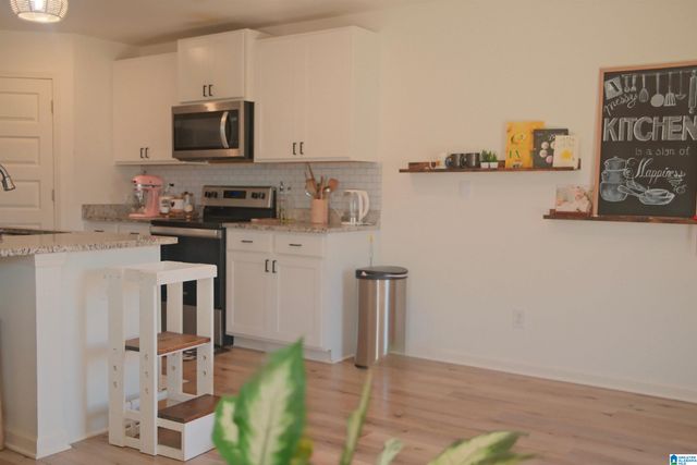 6990 SOUTHERN TRACE LOOP, Leeds, AL 35094