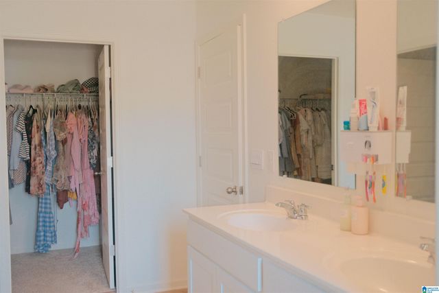 6990 SOUTHERN TRACE LOOP, Leeds, AL 35094