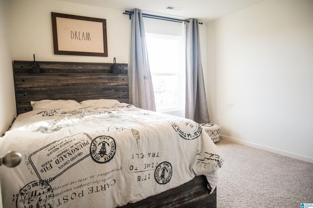 6990 SOUTHERN TRACE LOOP, Leeds, AL 35094
