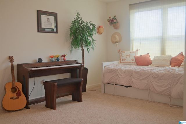6990 SOUTHERN TRACE LOOP, Leeds, AL 35094